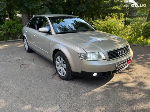 Audi A4 2001 бежевый - фото 3
