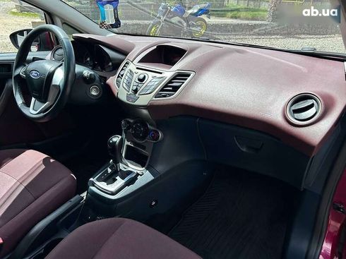 Ford Fiesta 2011 - фото 28