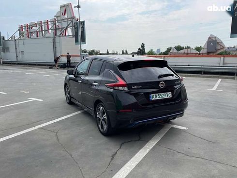 Nissan Leaf 2018 - фото 7