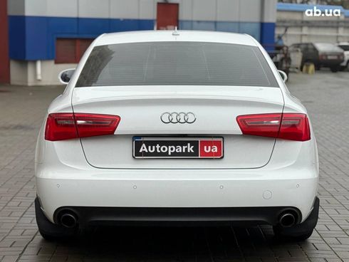 Audi A6 2012 белый - фото 13