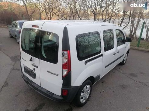 Renault Kangoo 2019 - фото 12