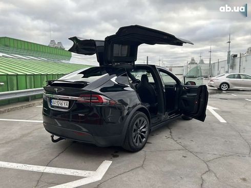 Tesla Model X 2018 - фото 14