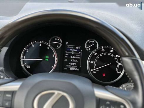 Lexus GX 2020 - фото 28
