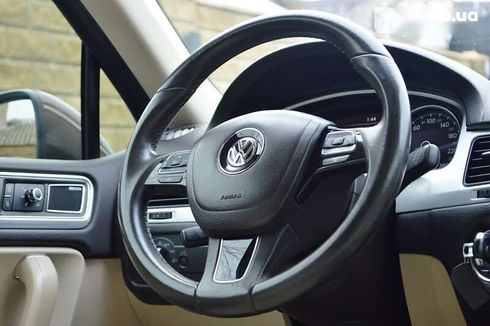 Volkswagen Touareg 2013 - фото 29