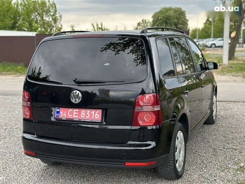 Volkswagen Touran 2007 - фото 12