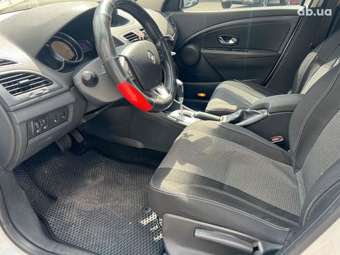 Renault Megane 2010 белый - фото 25