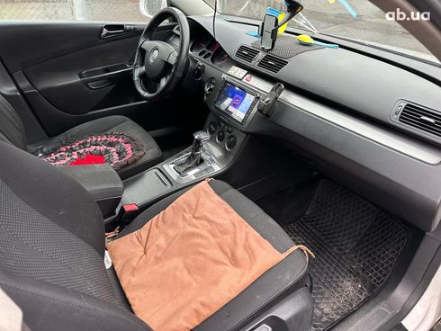 Volkswagen Passat 2008 белый - фото 13