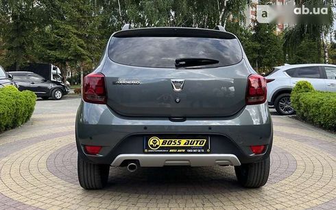 Dacia Sandero Stepway 2018 - фото 6