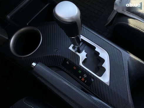 Toyota RAV4 2015 - фото 23