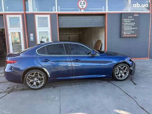 Alfa Romeo Giulia 2019 - фото 3