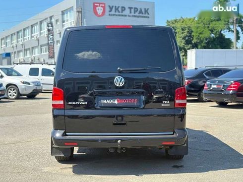 Volkswagen Multivan 2012 - фото 8