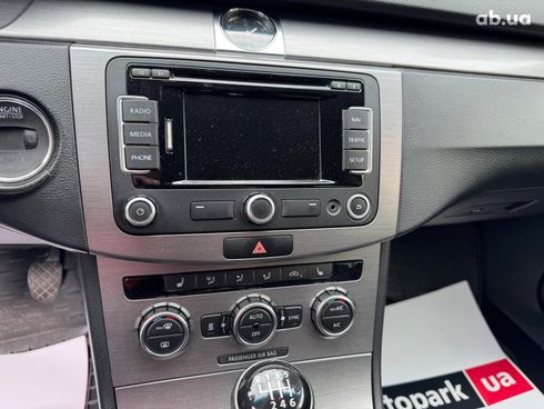Volkswagen Passat 2014 черный - фото 26