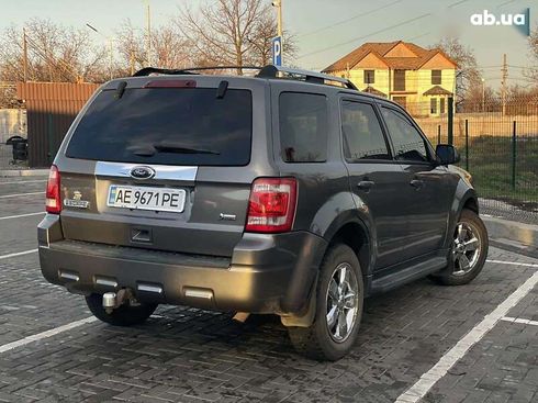 Ford Escape 2011 - фото 4