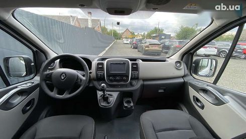 Renault Trafic 2016 - фото 28