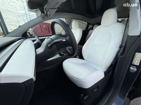Tesla Model Y 2024 - фото 18