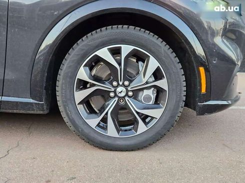 Ford Mustang Mach-E 2021 - фото 6