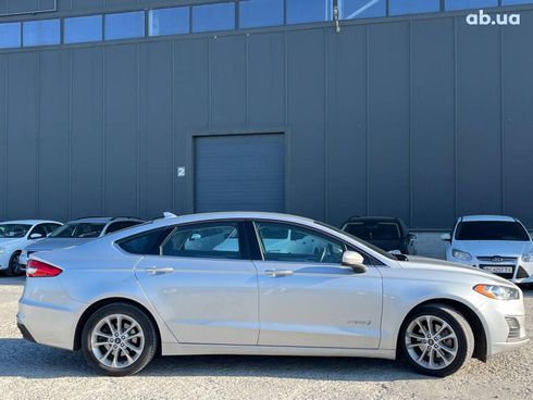 Ford Fusion 2019 серый - фото 9