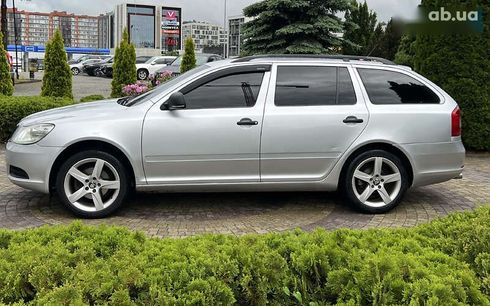 Skoda Octavia 2011 - фото 4
