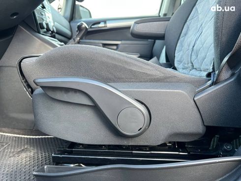 Opel Zafira 2012 серый - фото 20