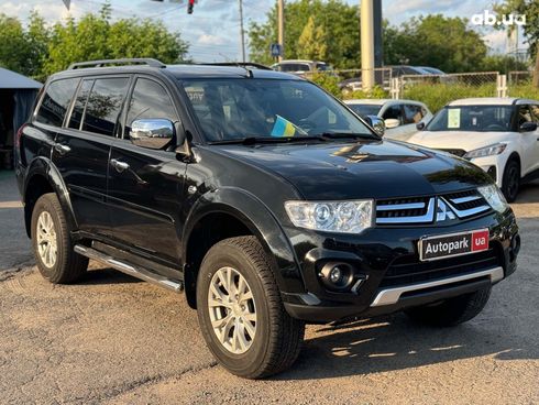 Mitsubishi Pajero 2015 черный - фото 3