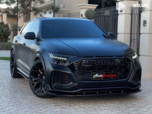 Audi RS Q8 2021 - фото 30