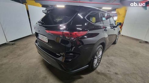 Toyota Highlander 2022 - фото 5