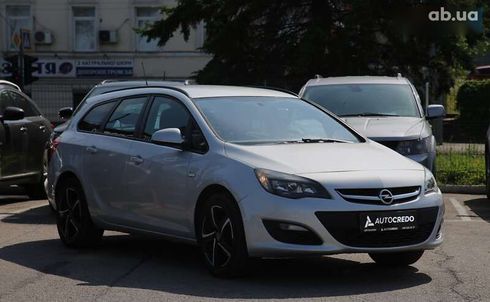 Opel Astra 2015 - фото 3