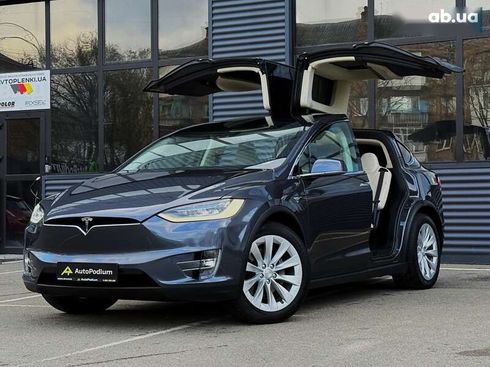 Tesla Model X 2018 - фото 13