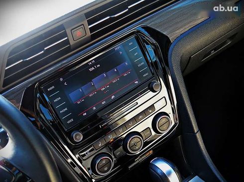 Volkswagen Passat 2021 - фото 14