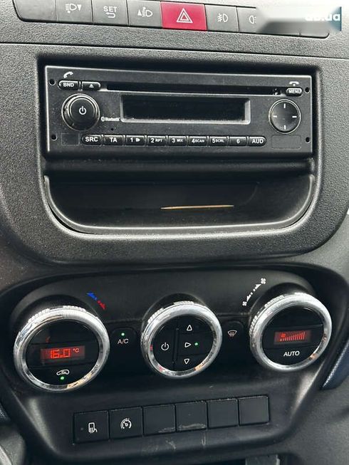 IVECO Daily 2016 - фото 10
