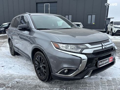 Mitsubishi Outlander 2019 серый - фото 11