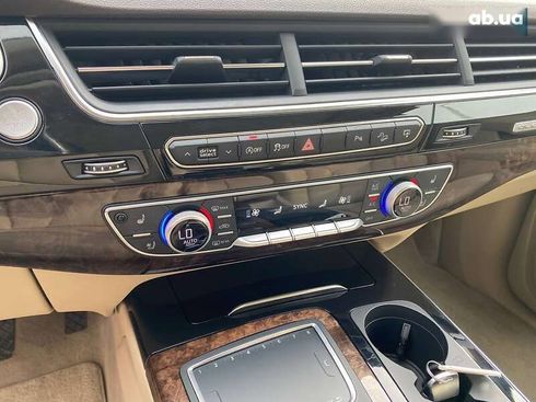 Audi Q7 2016 - фото 17