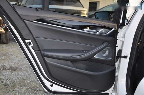 BMW M5 2022 - фото 28