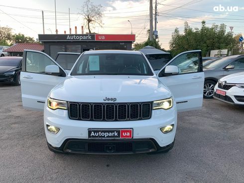 Jeep Grand Cherokee 2016 белый - фото 32