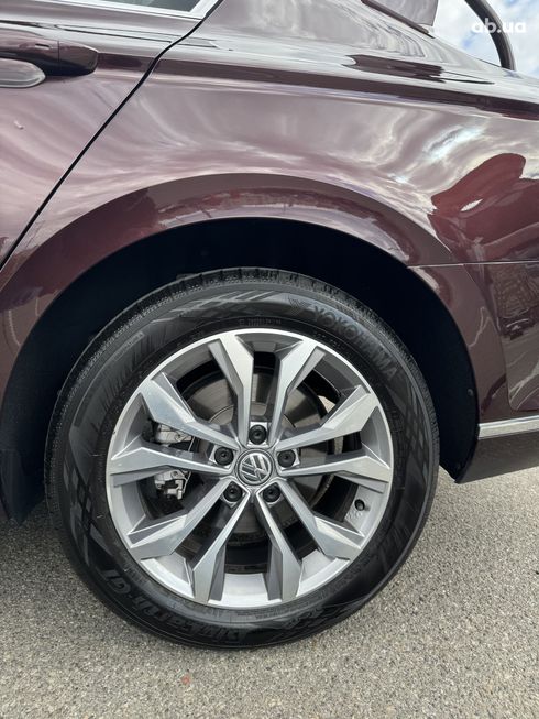 Volkswagen Passat 2016 красный - фото 35