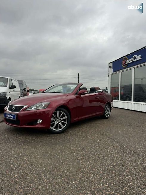Lexus IS 2011 - фото 2