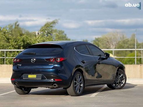 Mazda 3 2019 - фото 12