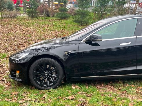 Tesla Model S 2019 черный - фото 12