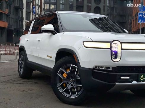 Rivian R1S 2023 - фото 3