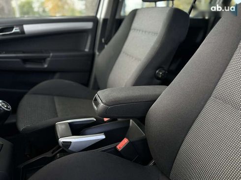 Opel Zafira 2008 - фото 28