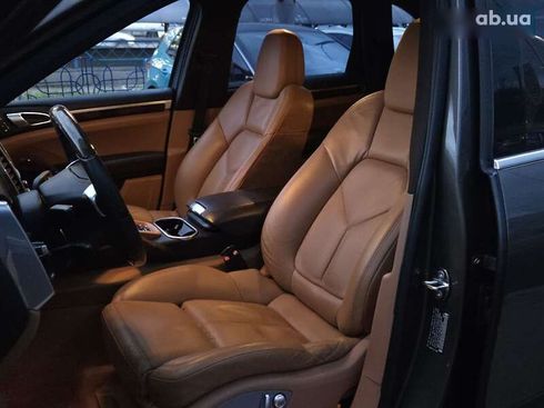 Porsche Cayenne 2011 - фото 9