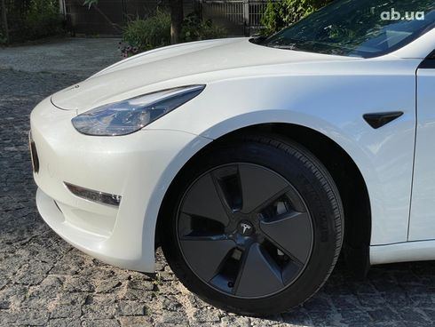Tesla Model 3 2021 белый - фото 9