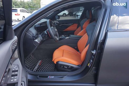 BMW M5 2025 - фото 26