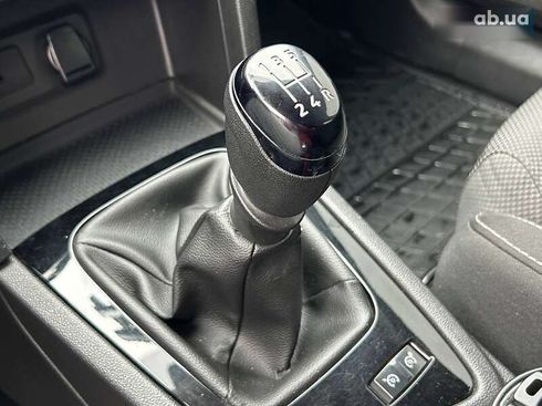 Renault Megane 2019 - фото 25