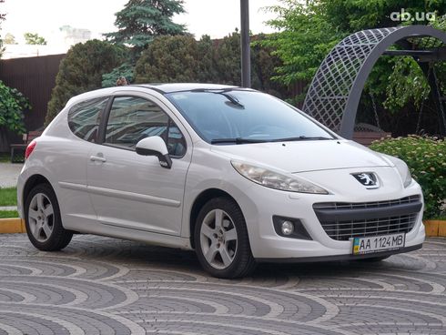 Peugeot 207 2012 белый - фото 2