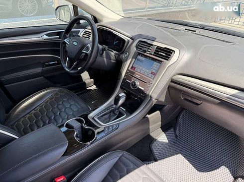 Ford Mondeo 2018 - фото 11