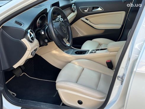 Mercedes-Benz GLA-Класс 2019 белый - фото 9