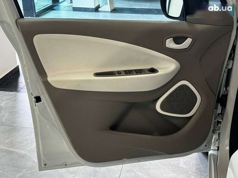 Renault Zoe 2013 - фото 17