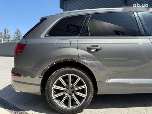 Audi Q7 2017 - фото 10