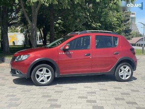 Renault Sandero 2014 - фото 9